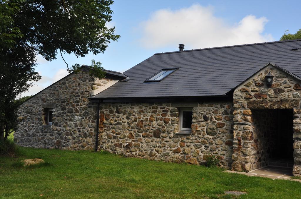 The Barn At Cae Bach Villa Gwalchmai Buitenkant foto